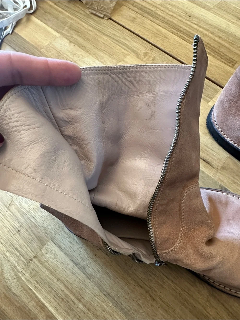 ANN DEMEULEMEESTER suede boots